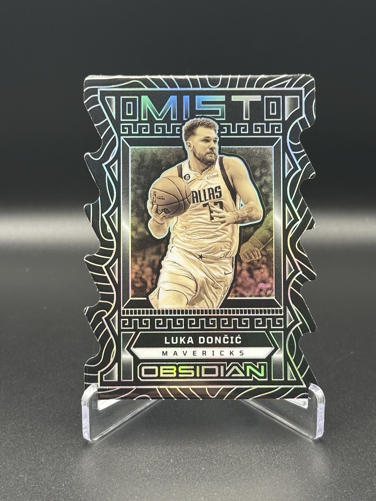 2022-23 Panini Obsidian  LUKA DONCIC Mavericks MIST Case Hit SSP