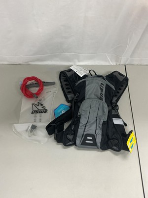 USWE Outlander 3L Extra Small Hydration Pack with 1.5L/50 oz