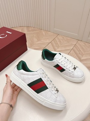 Gucci Ace Low Sneakers White GG Supreme Canvas Web Stripe Green Heel Men