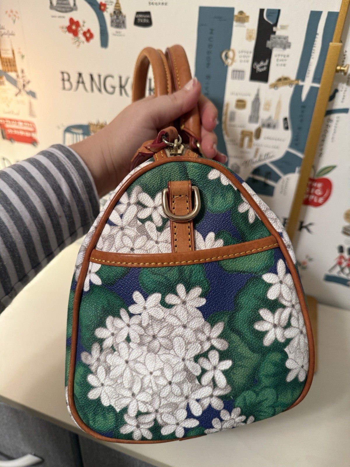 Dooney Bourke Hydrangea Monogram Shopper Women's … - image 2