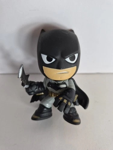 Funko Mystery Mini DC Comics Justice League BATMAN w/Batarang 2017