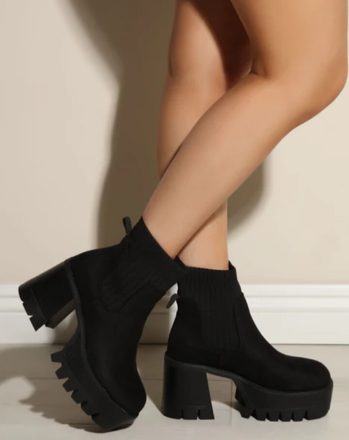 Threaded Boots Bamboo Chelsea Boots w Elastic Knit Sweater Sock Threaded Lug Sole ...