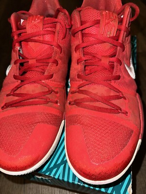 Nike Kyrie 3 Basketball Shoes Men Mid-Top Size 9 Red Suede