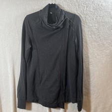 Lululemon Coast Wrap Grey Cardigan With Thumbhole Sleeves Athletic Balletcore 6