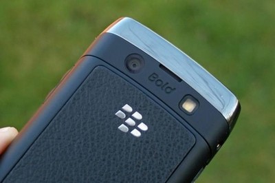 BlackBerry Bold 9700 3G Unlocked QWERTY Keyboard Smartphone