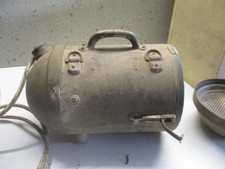 Aspirapolvere - vecchio, antico - motore funzionante, aspira e soffia - potrebbe essere di Miele