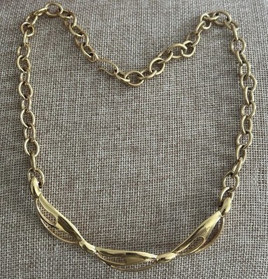 Vintage Monet Signed 18'' Necklace Link Chain Open Design Gold Tone Hook Clasp