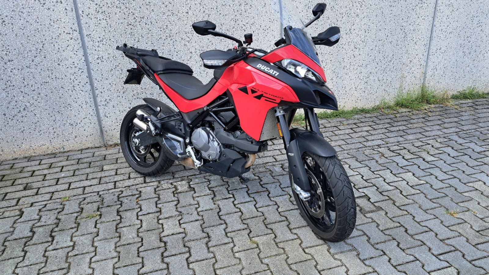 Ducati Multistrada V2 2024 foto 3