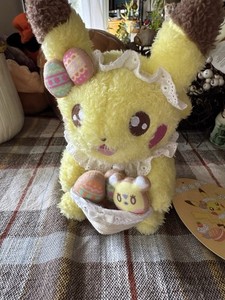 2017年 Pikachu's Easter ぬいぐるみ ピカチュウ パステル Authentic