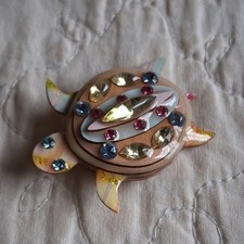 Turtle Brooch Pin Pink Plastic Multicolor Rhinestone Animal  Insect Theme