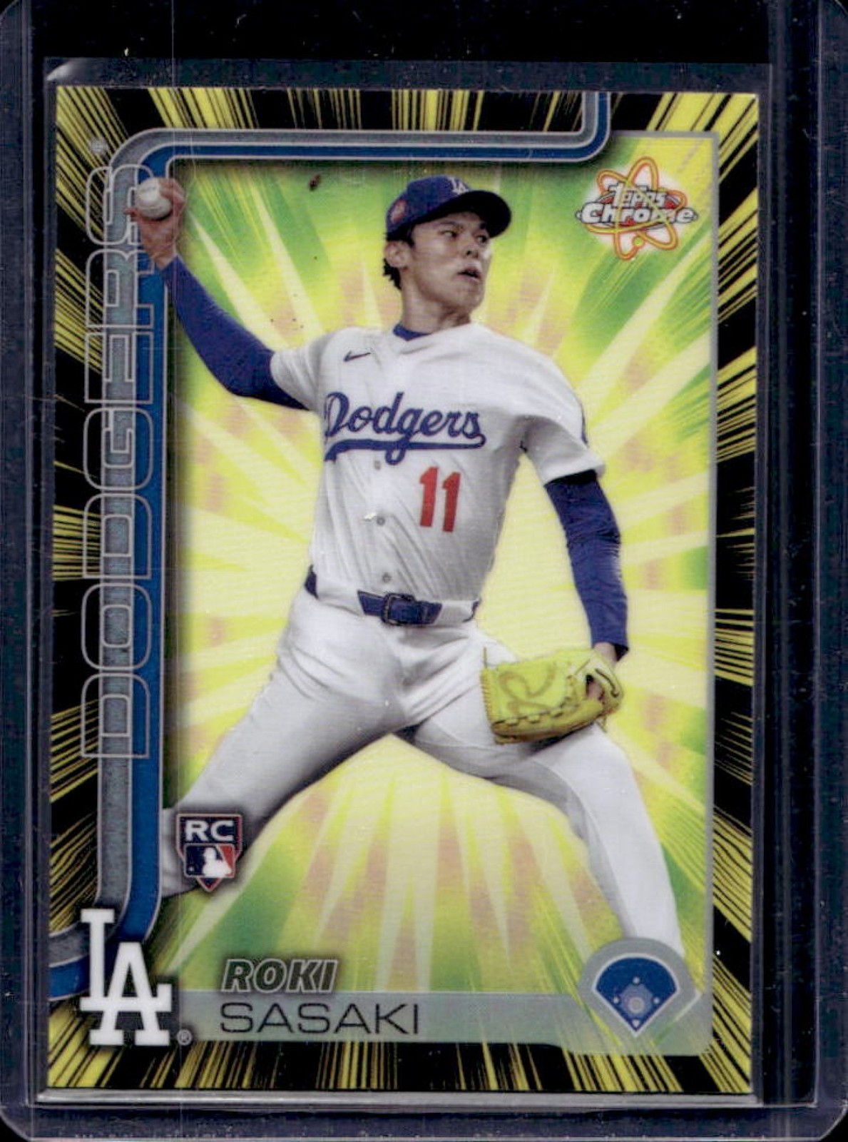 2025 Topps Chrome Roki Sasaki Radiating Rookies RC Rookie #RR-20 Dodgers