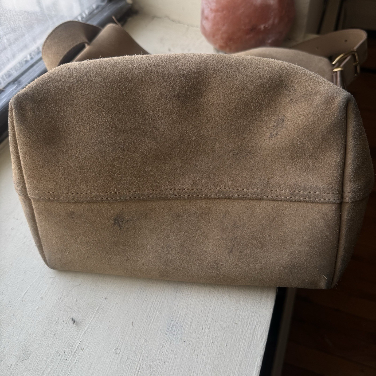 Madewell Essential Suede Bucket Tote Bag Tawny Khaki 10.5" W x 13.5" H x 6" D thumbnail 8