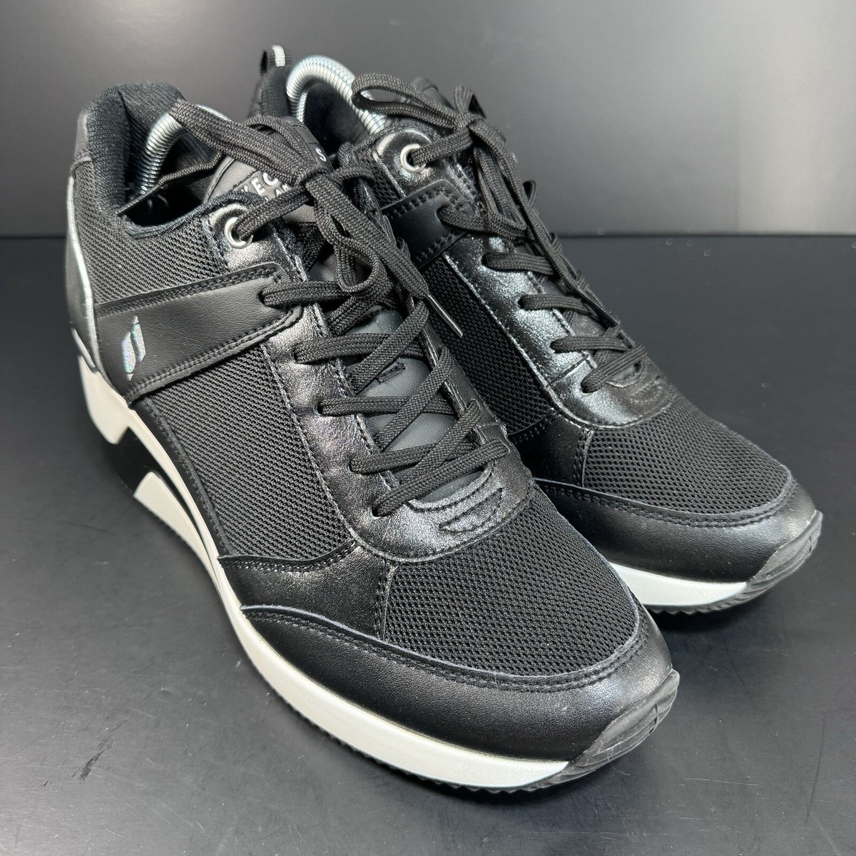 Skechers Street LA Million High N Fly Womens Sneaker Black White