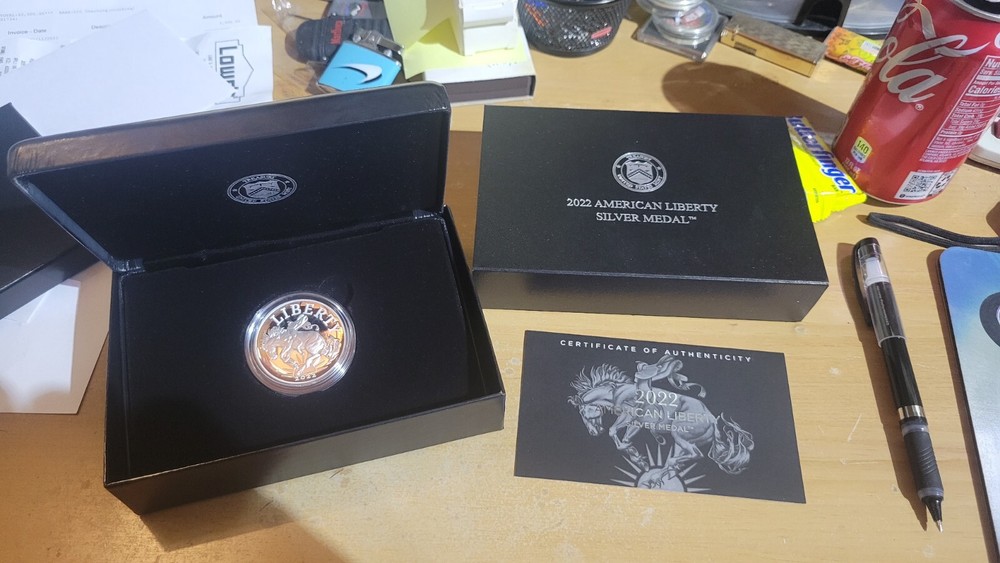 U.S. Mint American Liberty 2022 Silver Medal 22DB