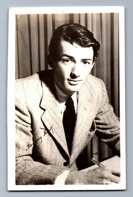 C.1940 RPPC GREGORY PECK ACTOR, TO KILL A MOCKINGBIRD, HITCHCOCK Postcard P7