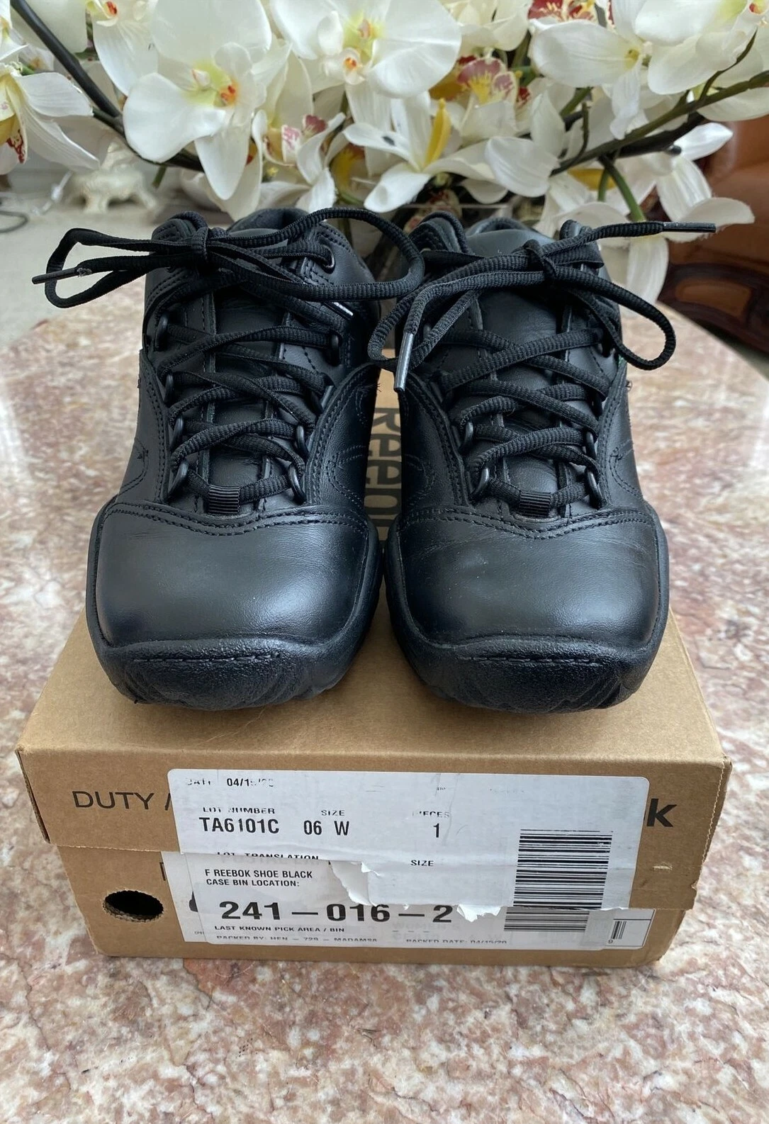 Nuove scarpe Oxford Reebok CP810 da donna Postal Express in pelle nera taglia 6W $179