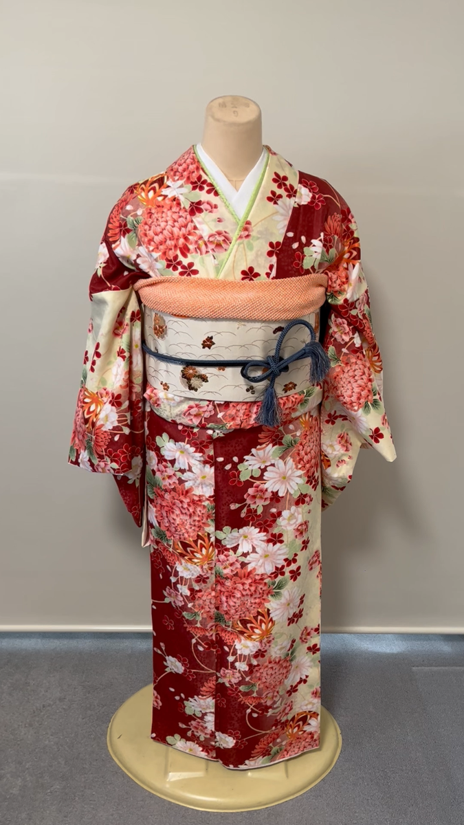Japanese Kimono FURISODE & Inner-wear set Washable Free size Red
