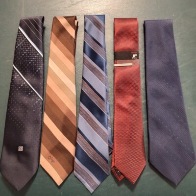 Lot of 5 neckties - Givenchy/Allyn St. George/Austin Manor/J.Ferrar (NWT)/Armand