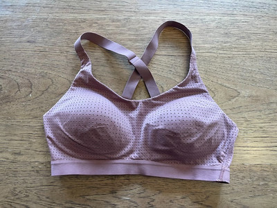 Victoria's Secret Sport Vintage Rose 34DDD Lightweight Wireless Sport Bra VS
