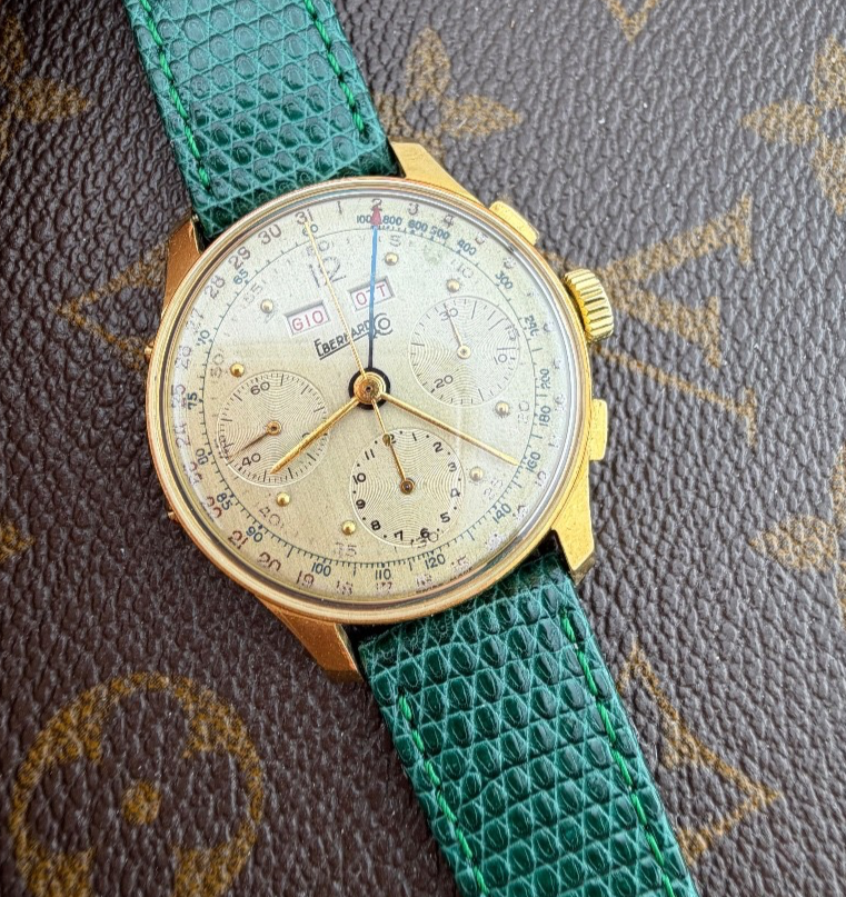 Eberhard & Co. Chronograph Dato Compax Calendar Caliber 72 C Gold Yellow Case