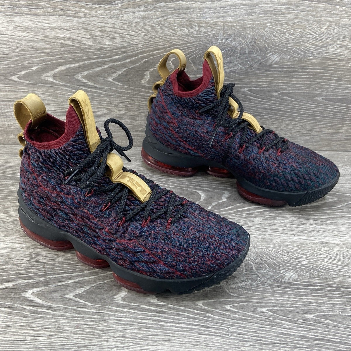 Nike LeBron 15 New Heights Dark Atomic Mens Size 8.5 Basketball