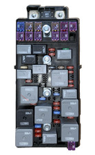 2009-2012 Chevrolet Malibu 2.4L Fuse Box, Und...