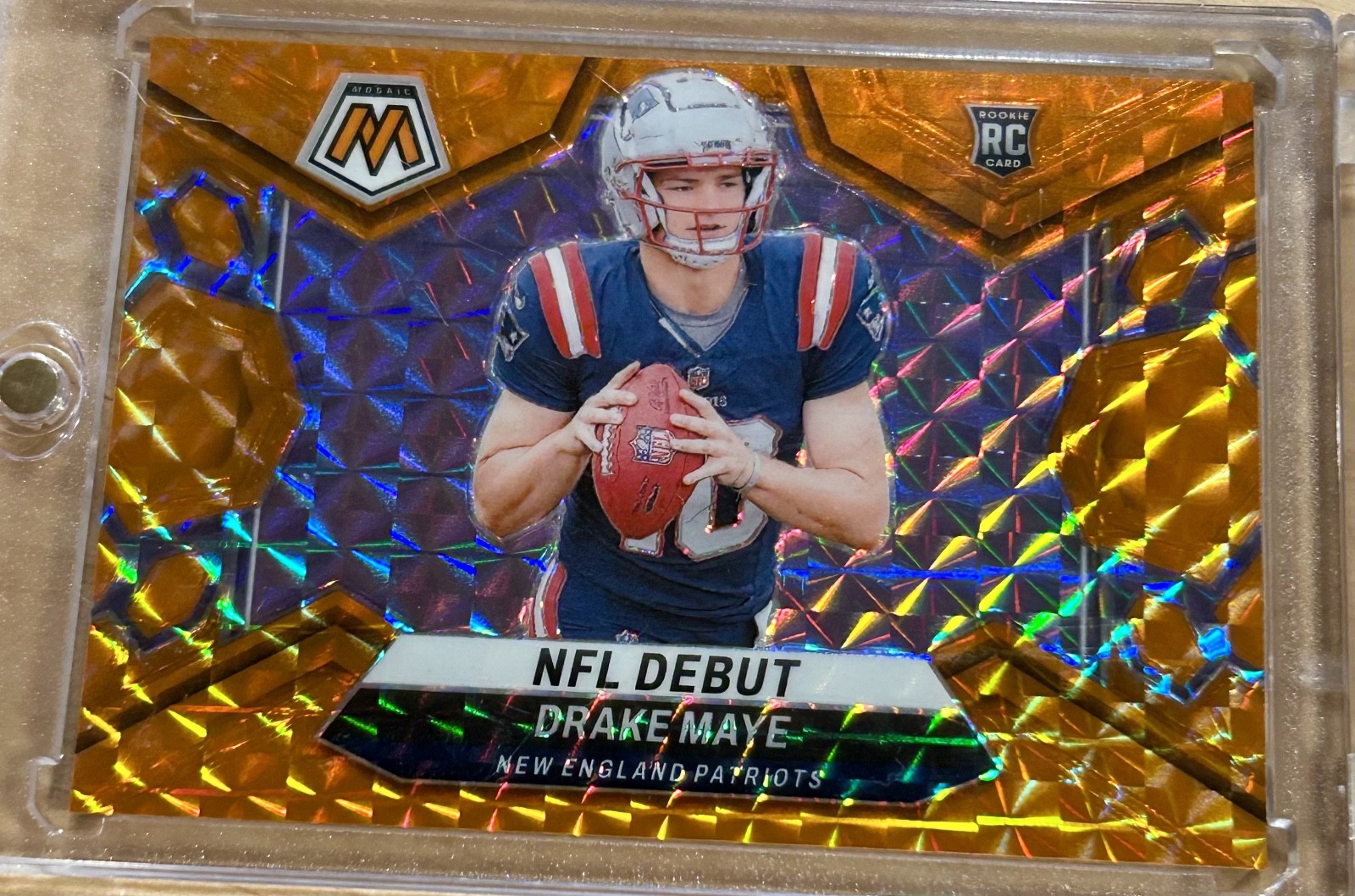 Drake Maye /199 - 2024 Panini Mosaic - NFL Debut Orange Mosaic Prizm #273 (RC)