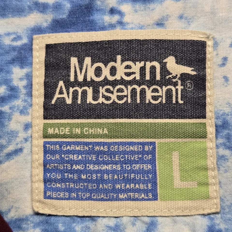 modern Amusement button up shirt men's size L - Image 4 of 4