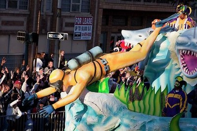Photo:Mobile Alabama Mardi Gras 2010 Parade Float Diver Shark