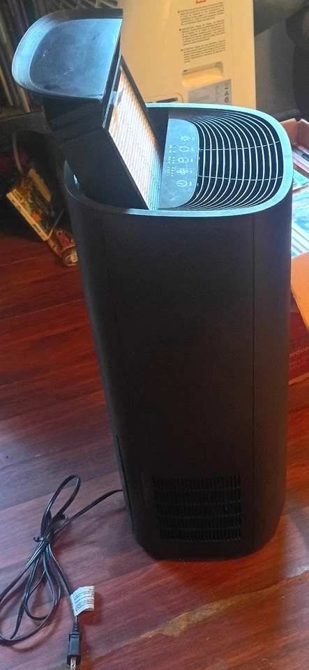 Purificador de aire de torre Foto 2 de 3