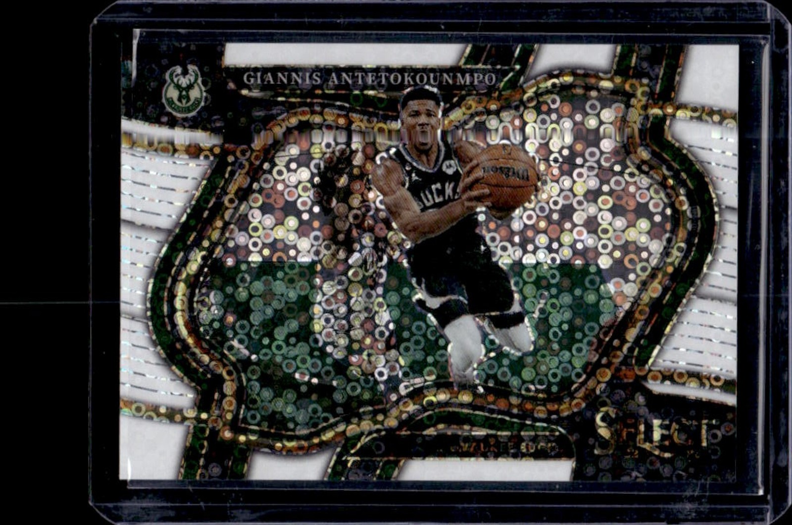 2022-23 Select Giannis Antetokounmpo White Disco Prizms Courtside #5/75 Bucks