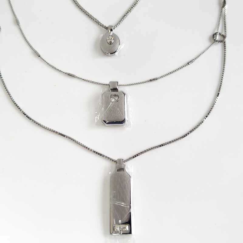 26" Casa Blanca Mercado Negro WHBM Collar en Capas Elegante Mujer Vacaciones Joyería Foto 2 de 4