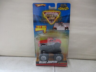 2009 Hot Wheels Monster Jam The Destroyer Deluxe Jumpers