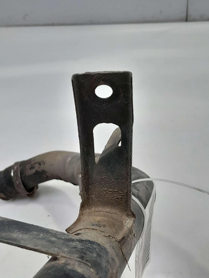 Conjunto de cuello de llenado de combustible Toyota Previa 1991-1997 OEM 7720128091 Foto 3 de 4