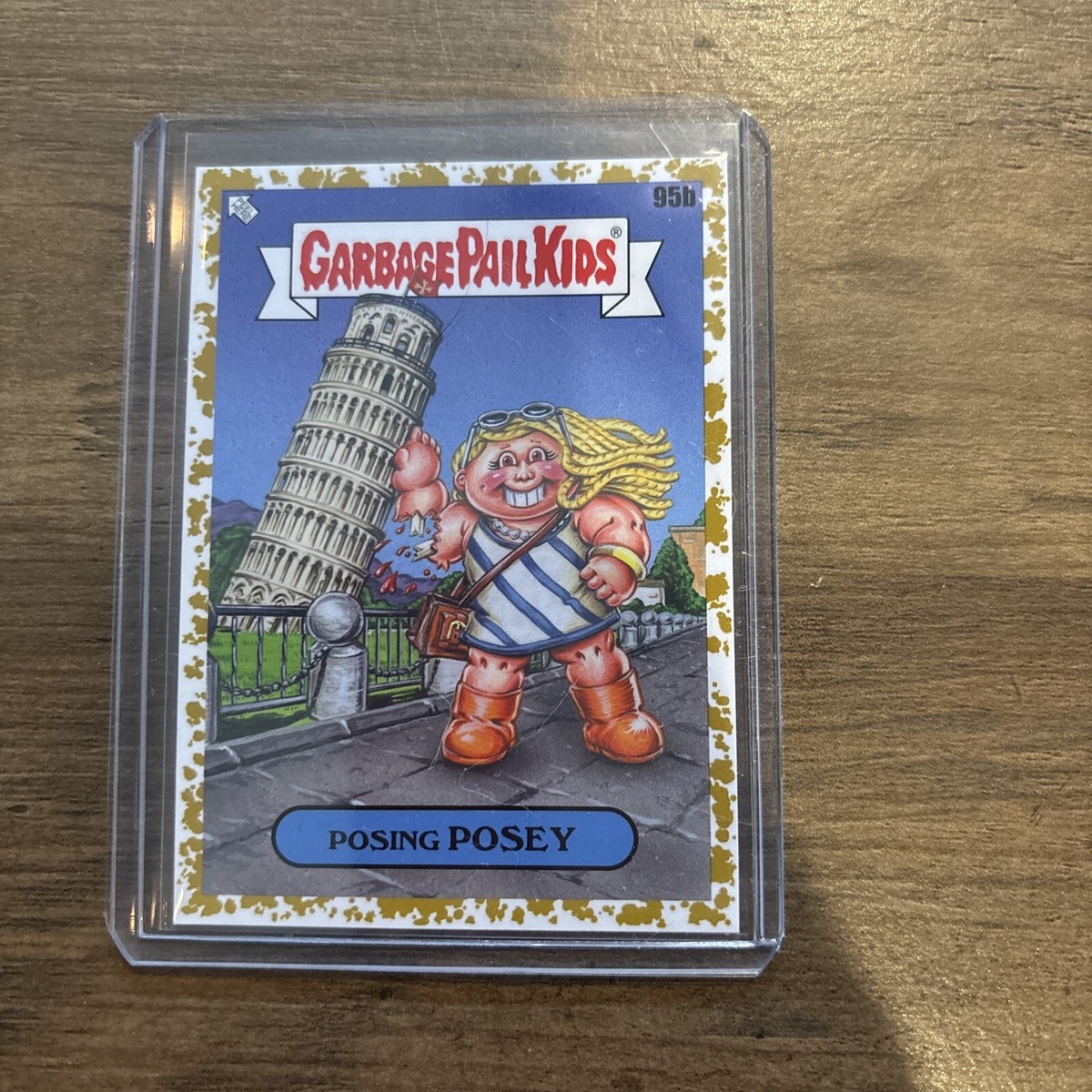 gpk go on vacation rare cards 2021 GPK Goes On Vacation #95b Posing POSEY [Gold] 38/50