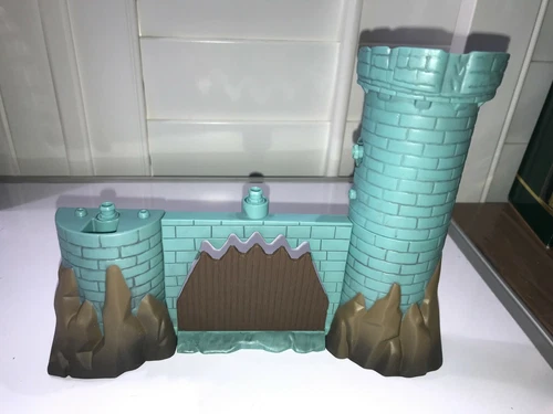 He-man Masters Of The Universe- Castle Grayskull  NOT COMPLETE MATTY COLLECTOR