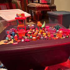 Shopkins Candy Chocolate Mini Figures Lot w/ Baskets, Checkout Accessories