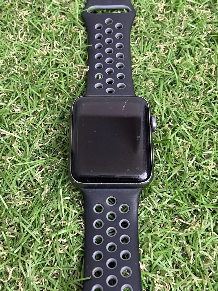 Apple Watch Series 2 Nike+, Ceramic Black, 42mm Aluminium Case (A300) - Image 2 of 3