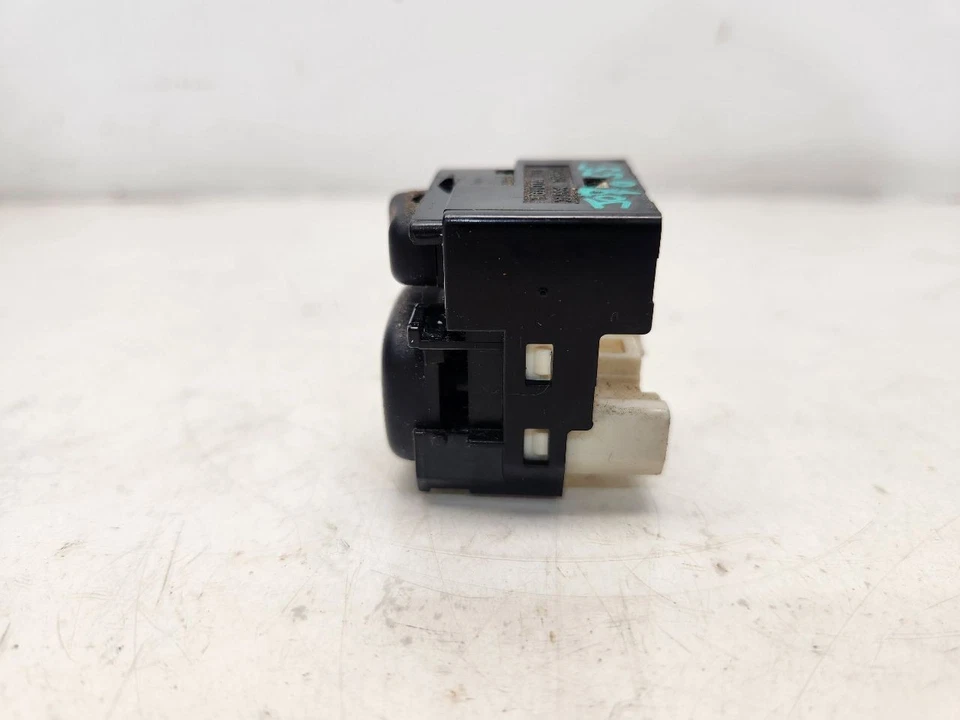 2006 Toyota Tundra (Crew Cab) Door Switch - Power Mirrors - Image 4 of 4