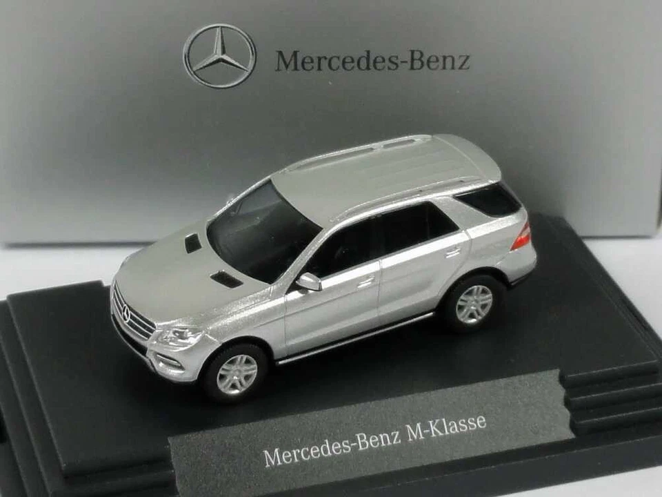 1:87 Mercedes-Benz M-Class 2012 W166 Iridium-Argent Silver Dealer-Ed. B66960058 - Photo 2/4
