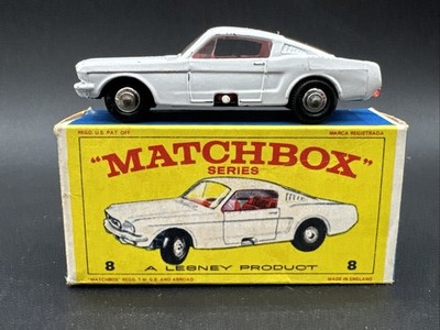 VOITURE MATCHBOX SERIES N°8E FORD MUSTANG ORANGE MADE IN ENGLAND BY LESNEY