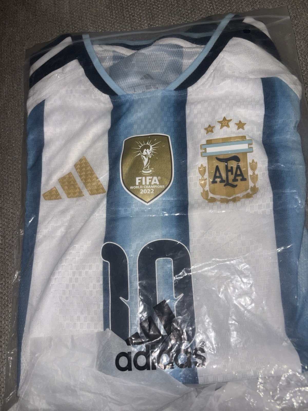 adidas Argentina Messi #10 World Cup 2026 Soccer Jersey Men’s L