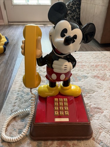 Vintage 1976 Mickey Mouse Push button Phone - Excellent Cond - Untested