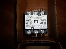 NEW MARS MAGNETIC CONTROL CONTACTOR  #98, 120V, ACC330UM20, ARROW HART