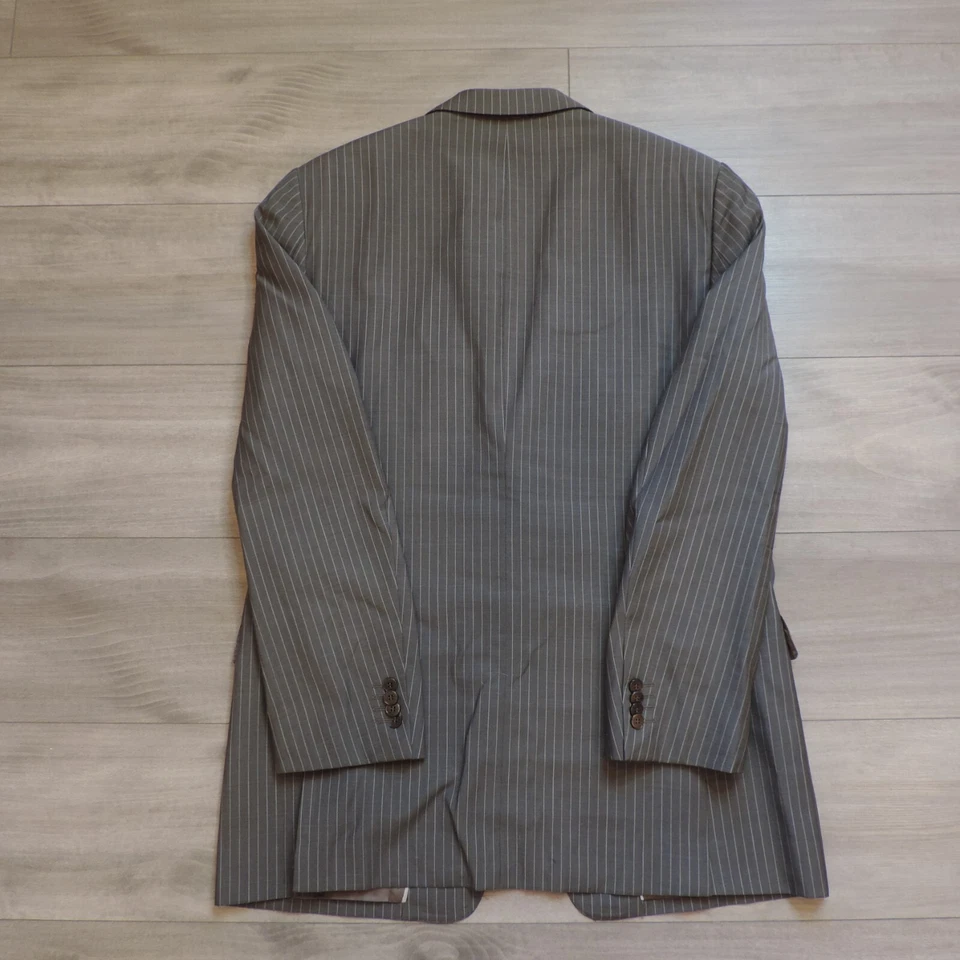 Versace Collection Blazer Mens 44R US Gray Pinstripe Silk Wool Single Breast EUC - Image 2 of 4