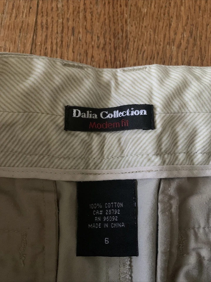DALIA COLLECTION Pantalones Cortos Calce Moderno Caqui Claro Talla 6 Foto 4 de 4