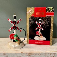 1990 Hallmark Keepsake Deer Crossing Ornament with Magic Blinking Lights