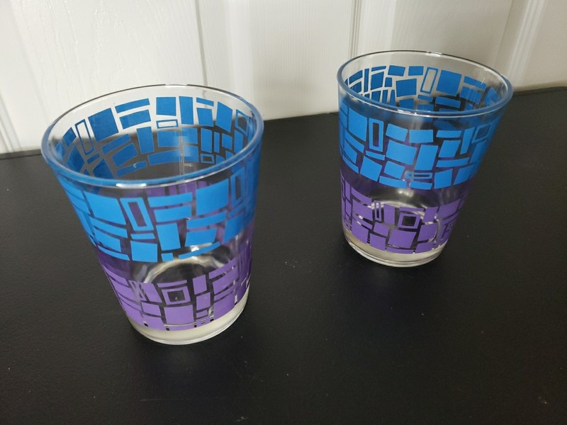 Vintage-style Geometric Drinking Glasses Designed by Culver