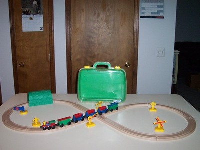 Battat Traxx Train Lot Tipping Wagon Fits BRIO Imaginarium Thomas Wooden Track