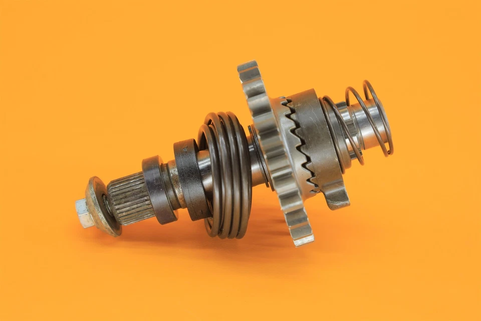 98-16 1998 KTM 125 SX OEM Kick Start Mechanism Starter Axle Shaft Spindle Gear - Image 3 of 4